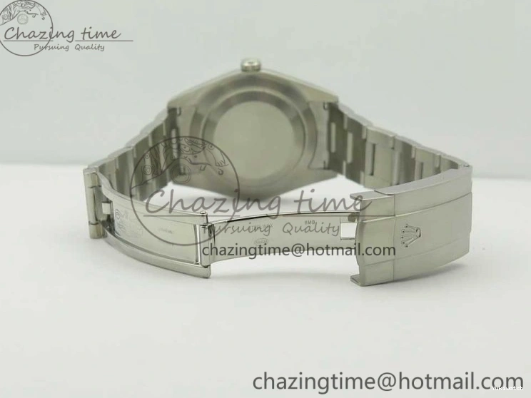 Perpetual A2836 on 1:1 Edition Oyster Bracelet Grape 39mm UBF Best Dial 114300 SS 1128